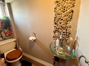 Ground Floor WC- click for photo gallery